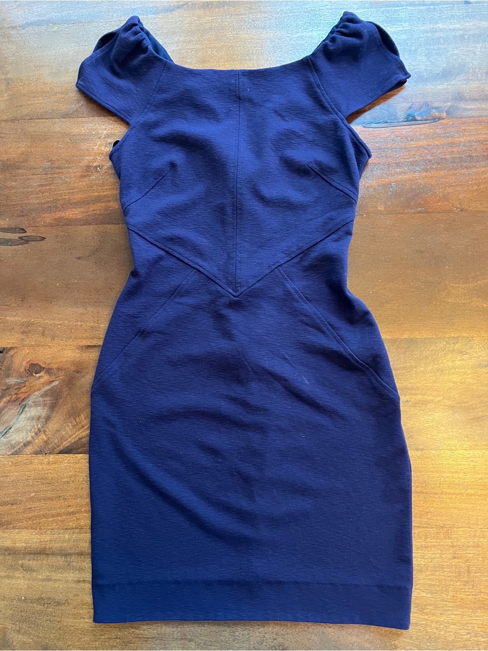 Diane von Furstenberg Purple Knit Sheath Dress Size 4 Scoop Neck Cap Sleeve